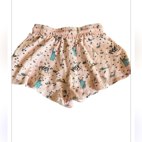 Taylor Swift Swifties Adult  Summer Beach Lovely Lounge Set Size Large - Picture 4 of 14